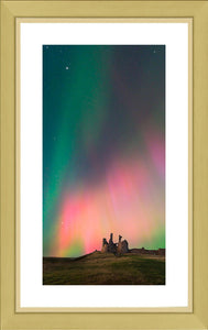 Dunstanburgh Castle aurora 2 Ref-SC2481