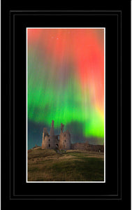 Dunstanburgh Castle aurora 4 Ref-SC2487